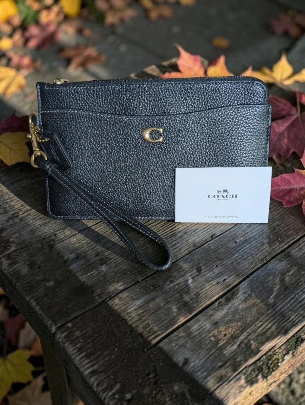NWT Coach Black Pebbled Leather Wristlet with Gold 'C' Accent